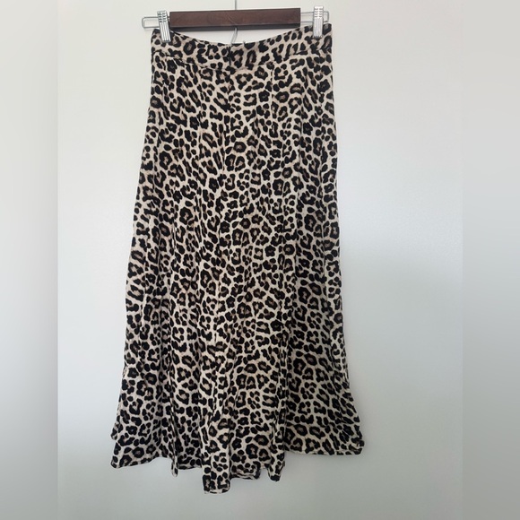 H&M Leopard Print Midi Skirt Size 2 - Picture 3 of 6